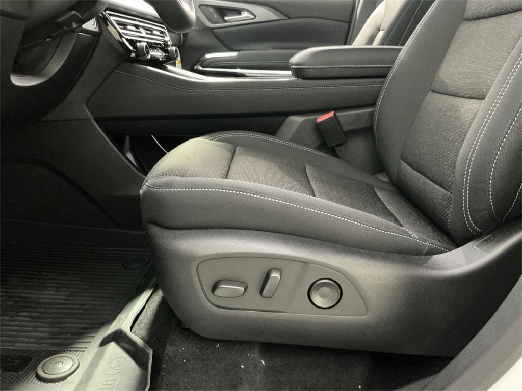 new 2026 Chevrolet Traverse car, priced at $45,579