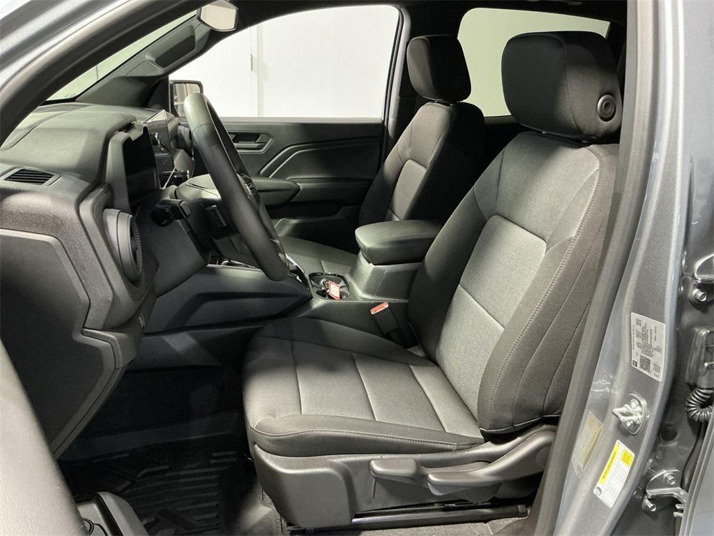new 2026 Chevrolet Colorado car, priced at $38,075