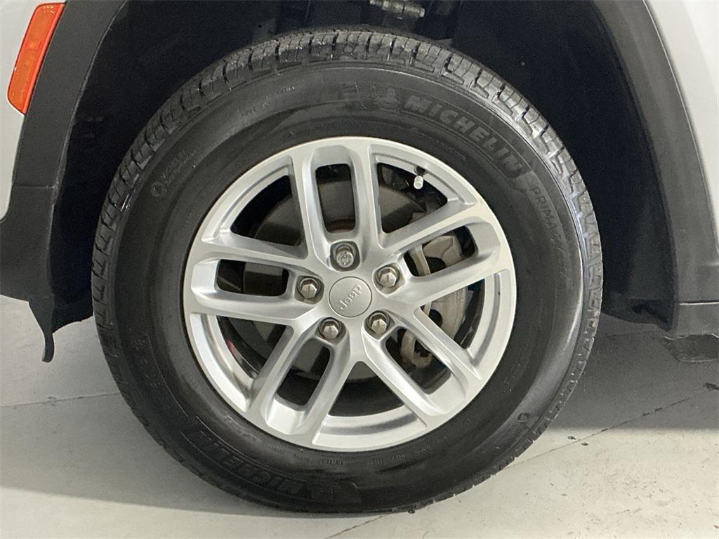 used 2024 Jeep Grand Cherokee car, priced at $32,000