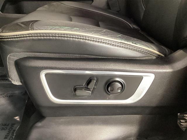 used 2022 Ram 1500 car, priced at $40,000