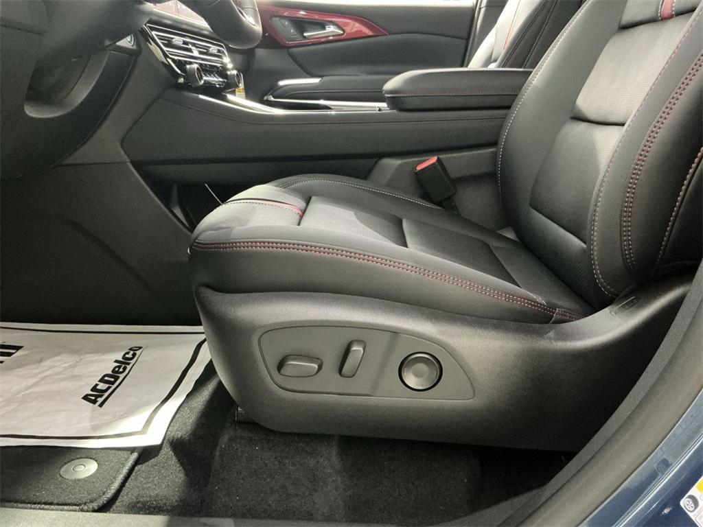 new 2025 Chevrolet Traverse car, priced at $55,934