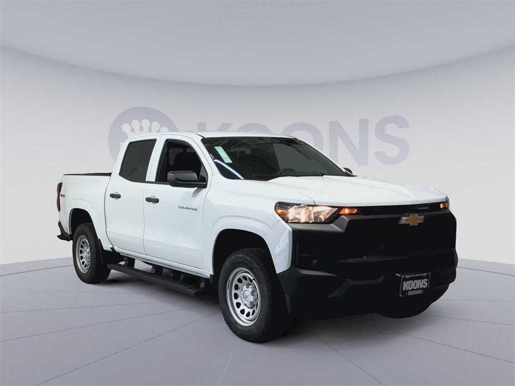 new 2026 Chevrolet Colorado car, priced at $31,404
