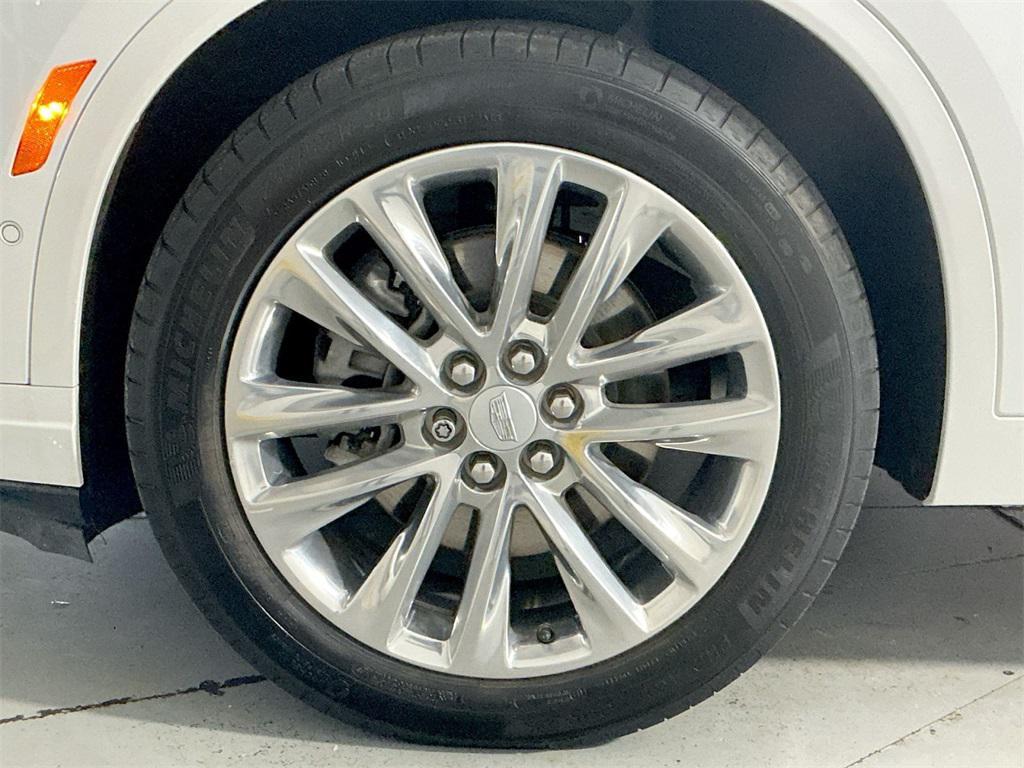 used 2022 Cadillac XT6 car, priced at $35,500