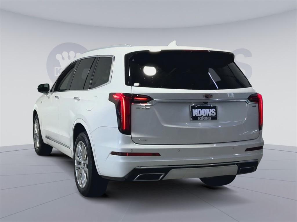 used 2022 Cadillac XT6 car, priced at $35,500