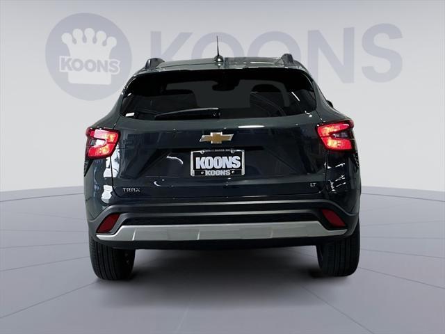 new 2025 Chevrolet Trax car, priced at $23,985