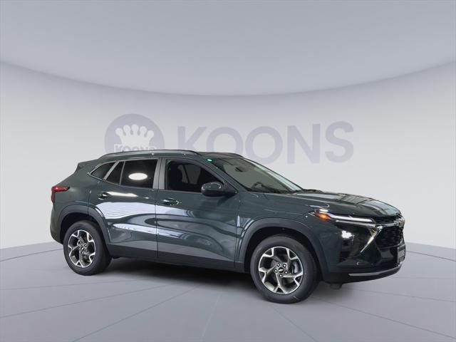 new 2025 Chevrolet Trax car, priced at $23,985