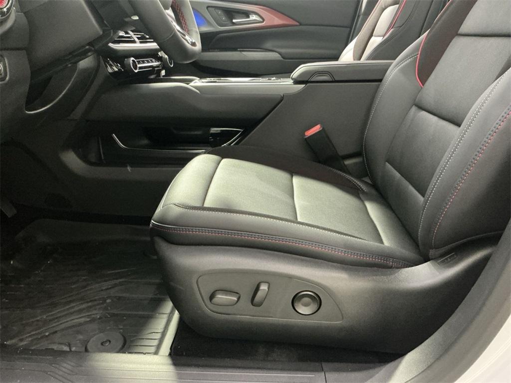 new 2025 Chevrolet Equinox EV car, priced at $49,500
