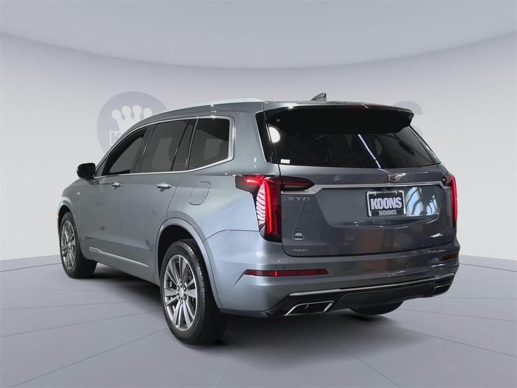 used 2022 Cadillac XT6 car, priced at $35,000