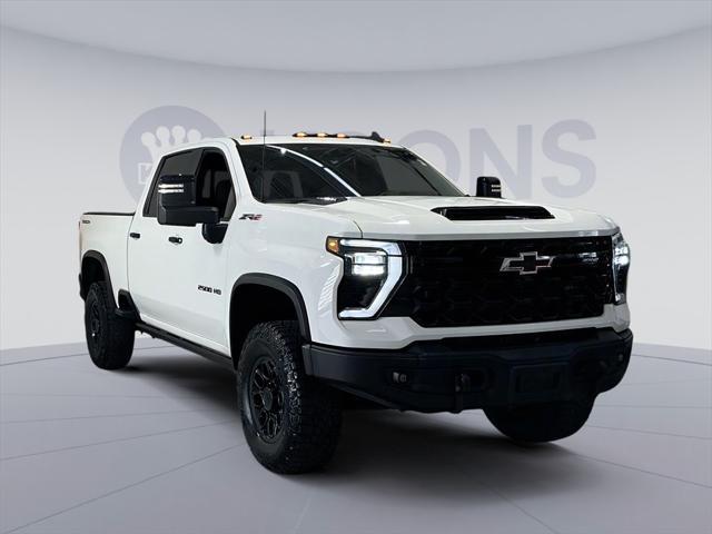 used 2024 Chevrolet Silverado 2500 car, priced at $72,000