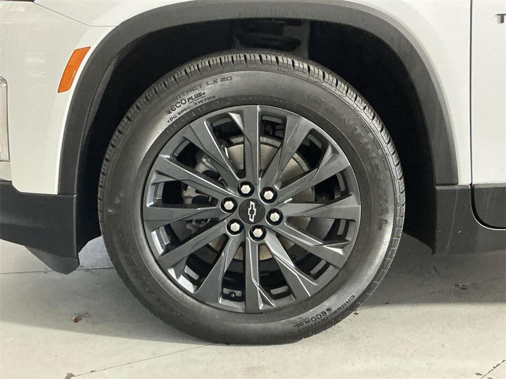 used 2023 Chevrolet Traverse car, priced at $36,500