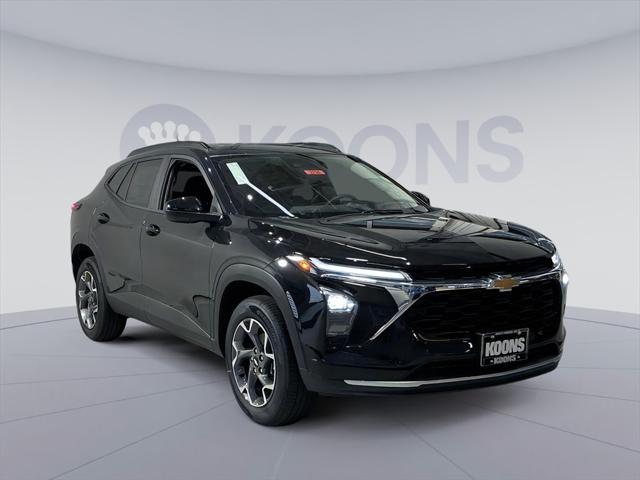 new 2025 Chevrolet Trax car, priced at $25,384