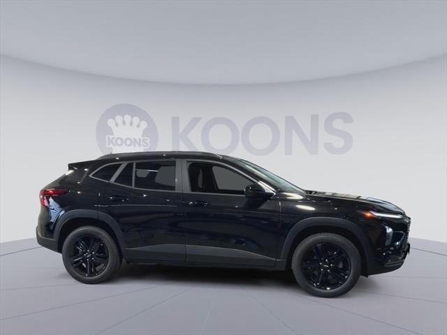 new 2025 Chevrolet Trax car, priced at $25,694
