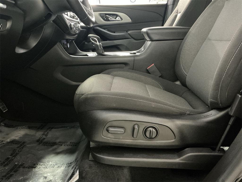 used 2022 Chevrolet Traverse car, priced at $30,500