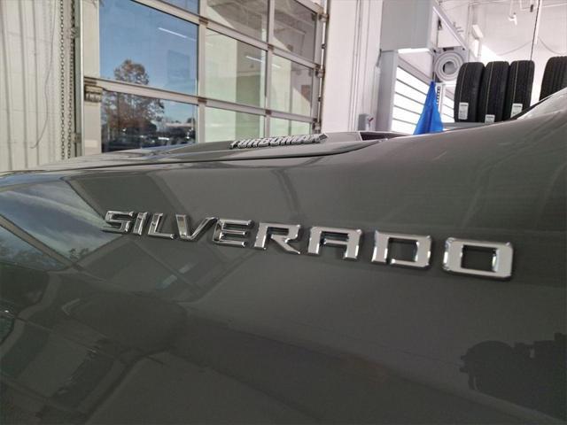 new 2024 Chevrolet Silverado 1500 car, priced at $43,000