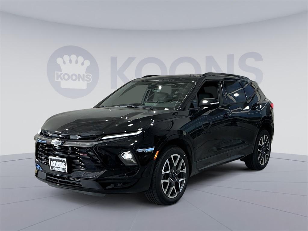 new 2025 Chevrolet Blazer car, priced at $44,665