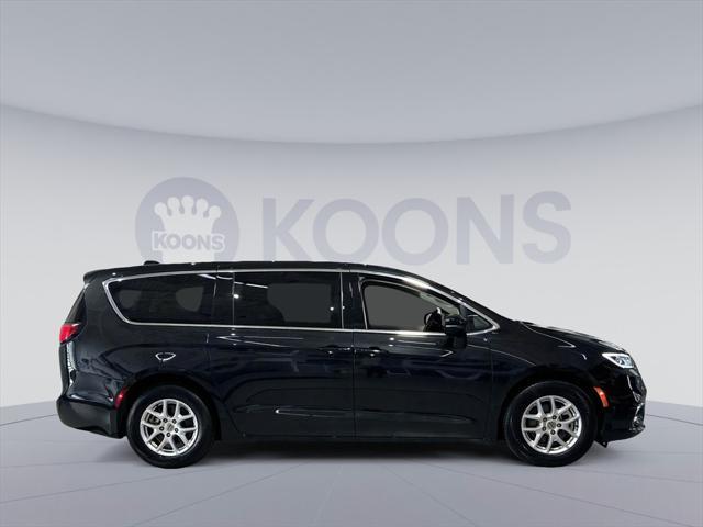 used 2023 Chrysler Pacifica car, priced at $23,500