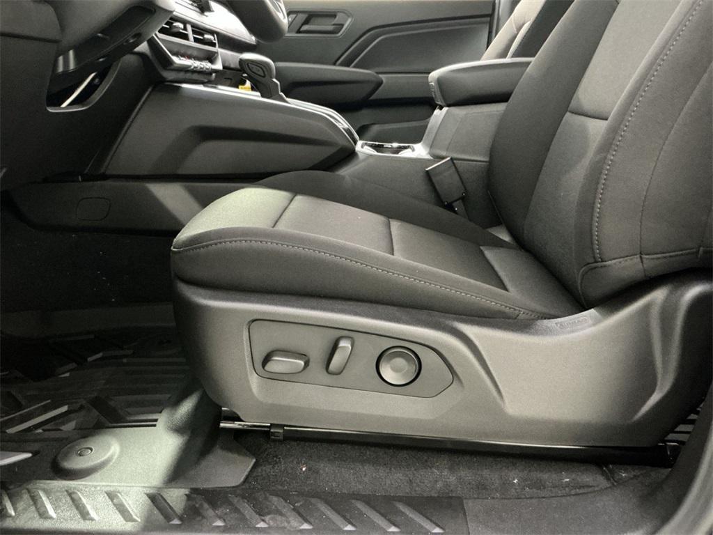 new 2026 Chevrolet Colorado car, priced at $31,974