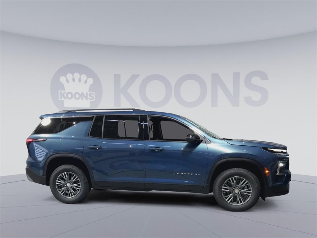 new 2026 Chevrolet Traverse car, priced at $41,215