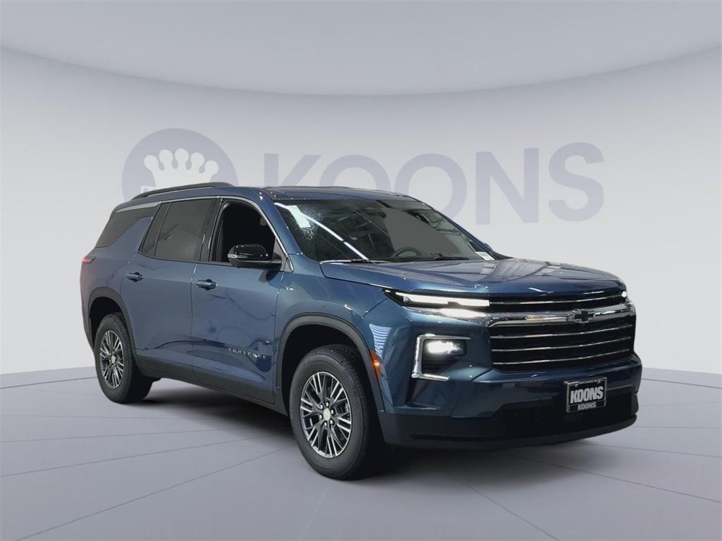 new 2026 Chevrolet Traverse car, priced at $41,215