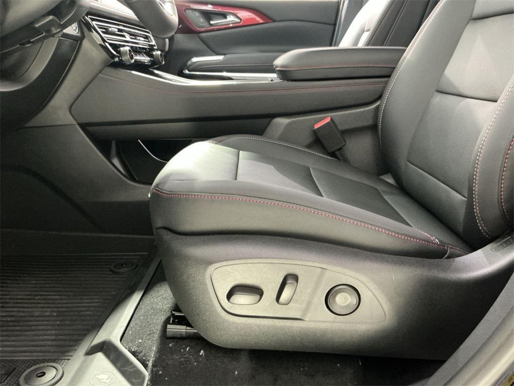 new 2026 Chevrolet Traverse car, priced at $55,179