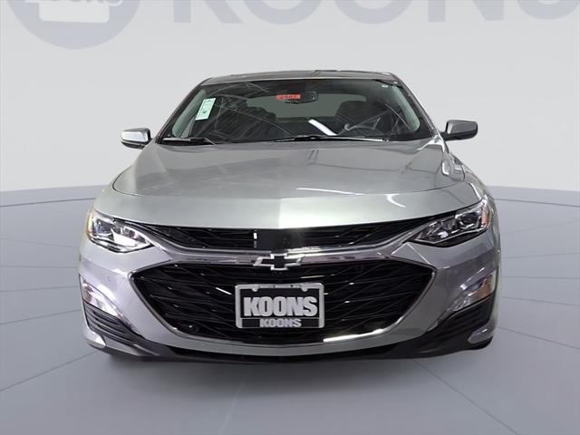 new 2025 Chevrolet Malibu car, priced at $32,000