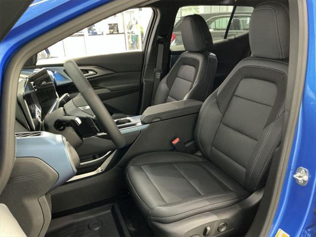 new 2025 Chevrolet Equinox EV car, priced at $30,250