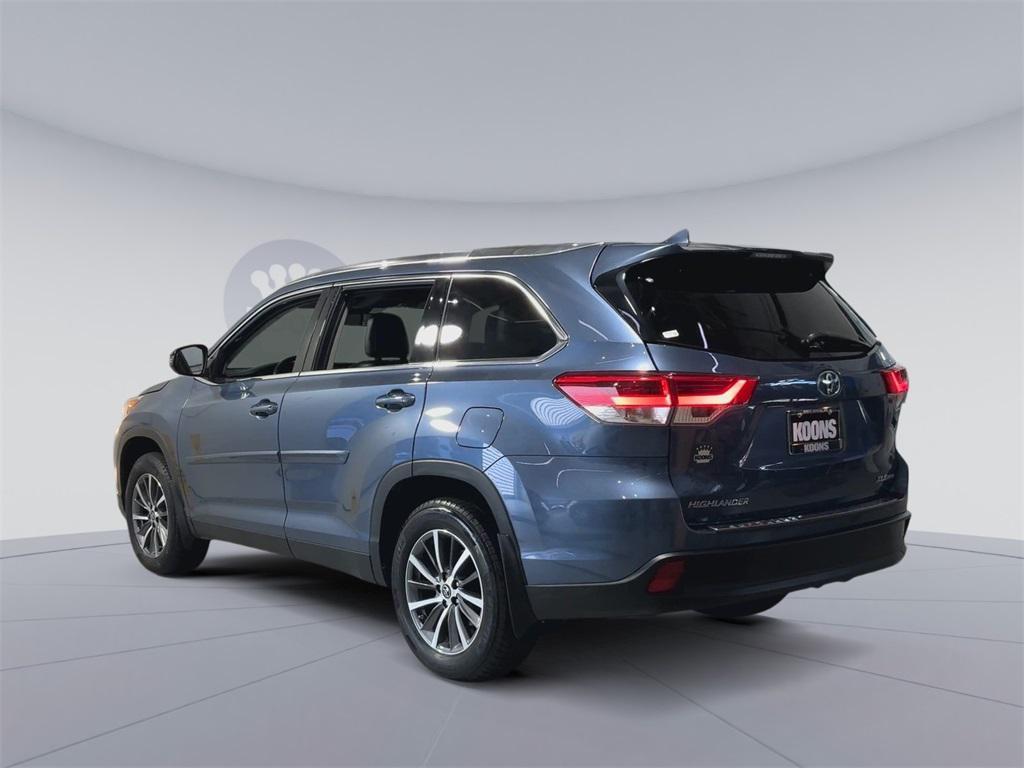 used 2019 Toyota Highlander car, priced at $26,500