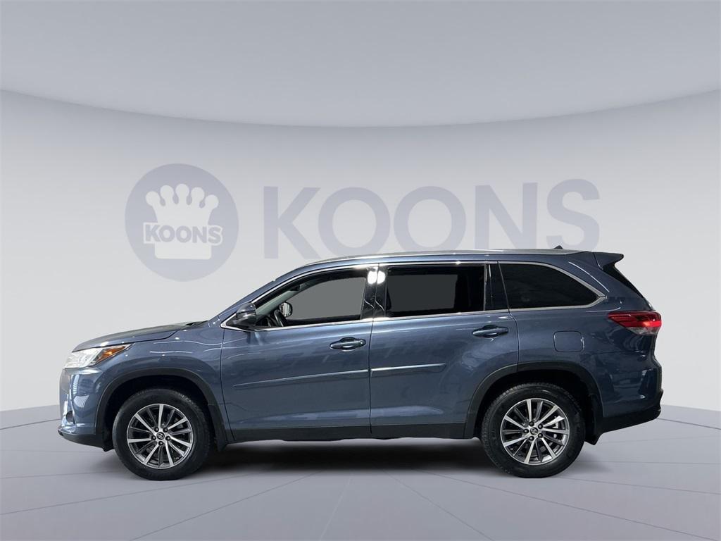 used 2019 Toyota Highlander car, priced at $26,500