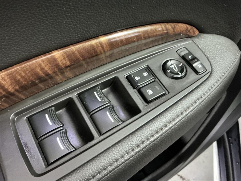 used 2020 Acura MDX car, priced at $27,500
