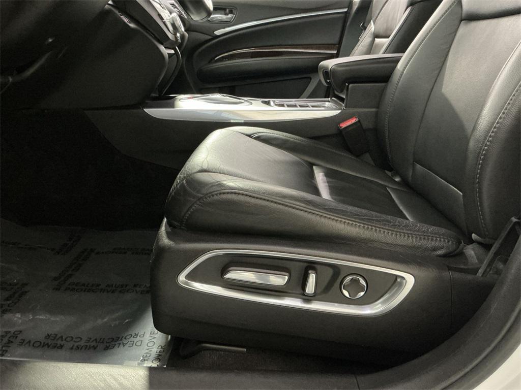 used 2020 Acura MDX car, priced at $27,500