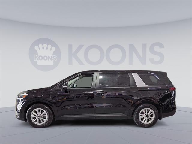 used 2022 Kia Carnival car, priced at $24,500