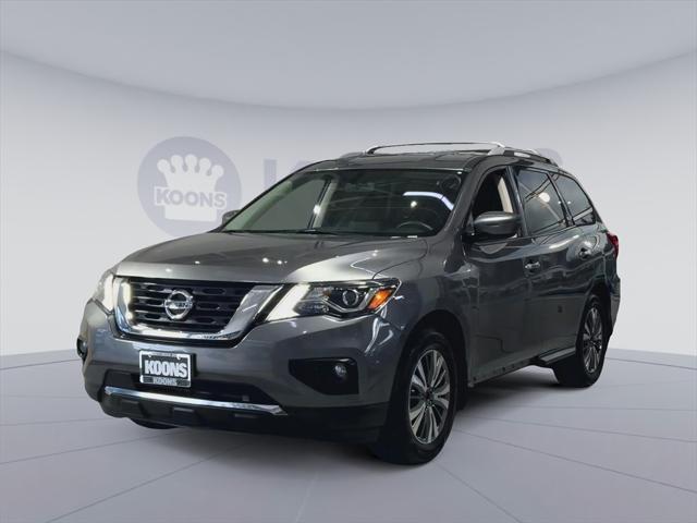 used 2020 Nissan Pathfinder car, priced at $19,000