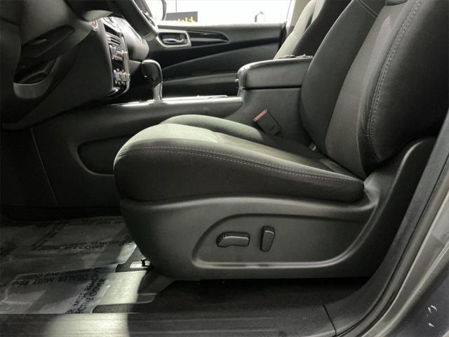 used 2020 Nissan Pathfinder car, priced at $19,000