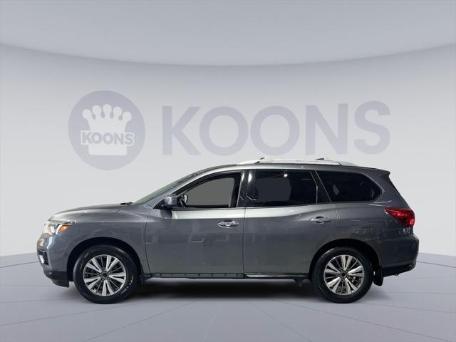 used 2020 Nissan Pathfinder car, priced at $19,000