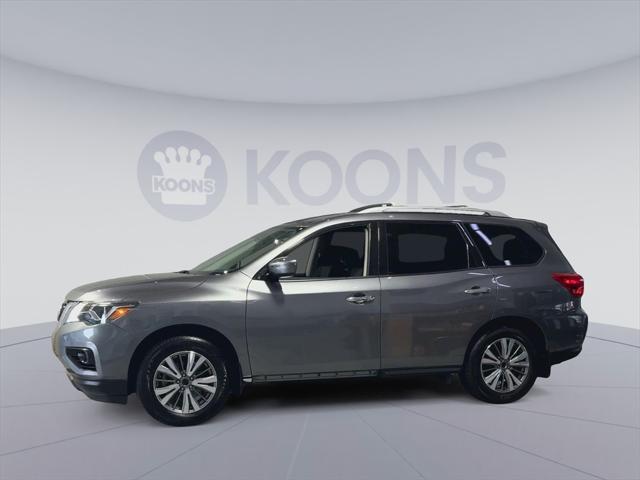 used 2020 Nissan Pathfinder car, priced at $19,000