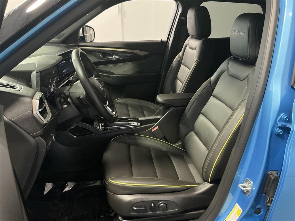 used 2025 Chevrolet TrailBlazer car, priced at $24,000