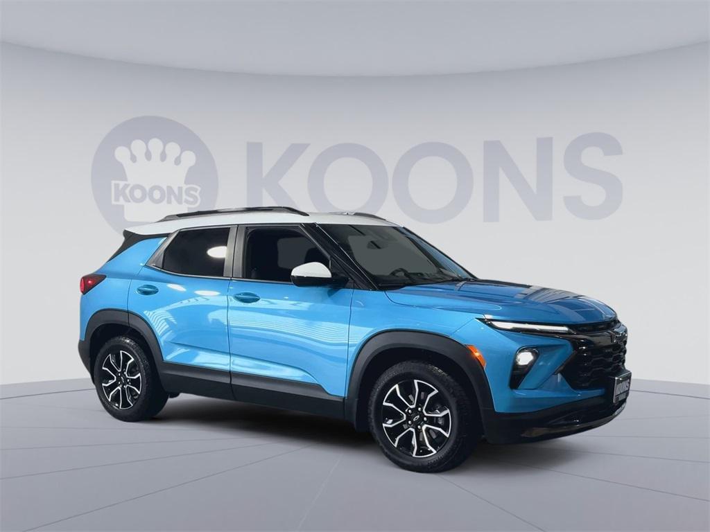 used 2025 Chevrolet TrailBlazer car, priced at $24,000