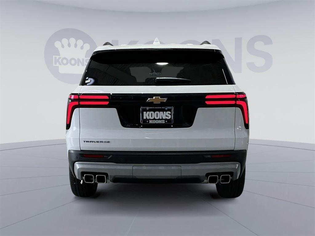 new 2026 Chevrolet Traverse car, priced at $45,579