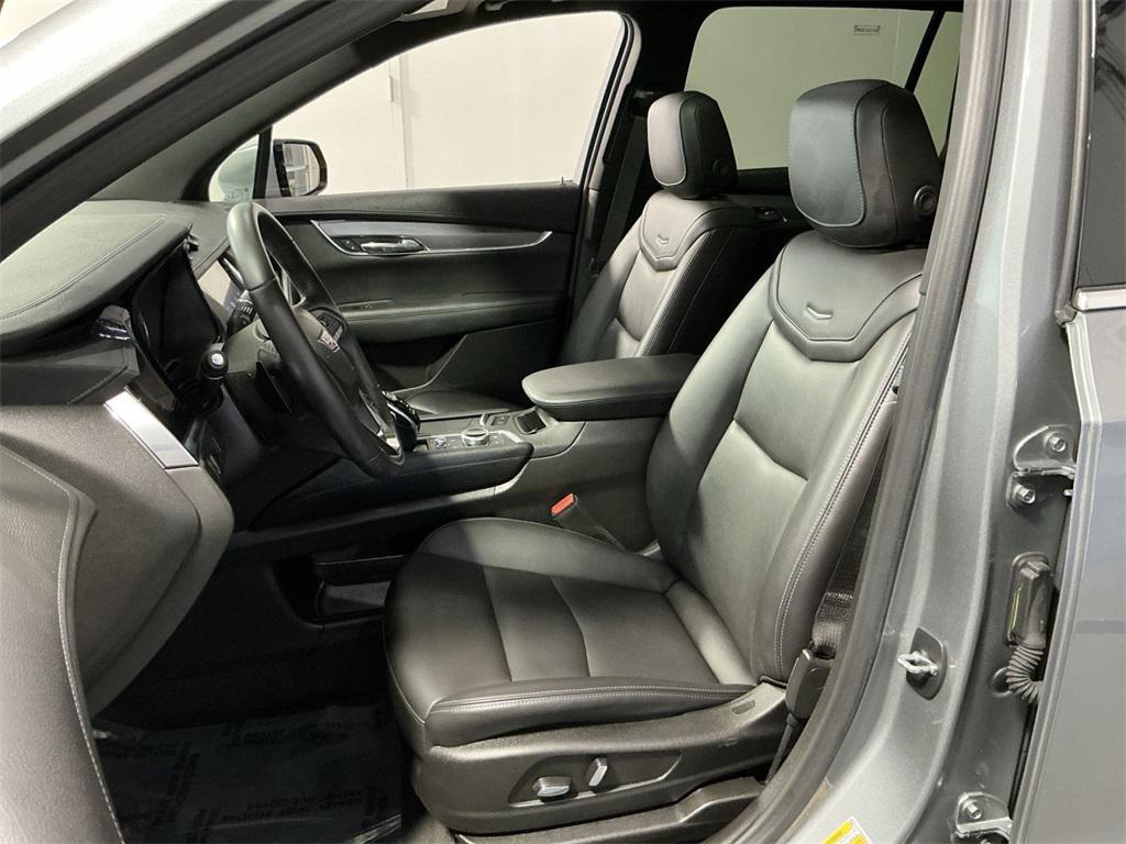used 2023 Cadillac XT6 car, priced at $35,000