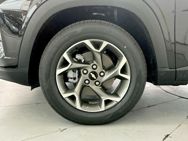 new 2025 Chevrolet Trax car, priced at $23,694