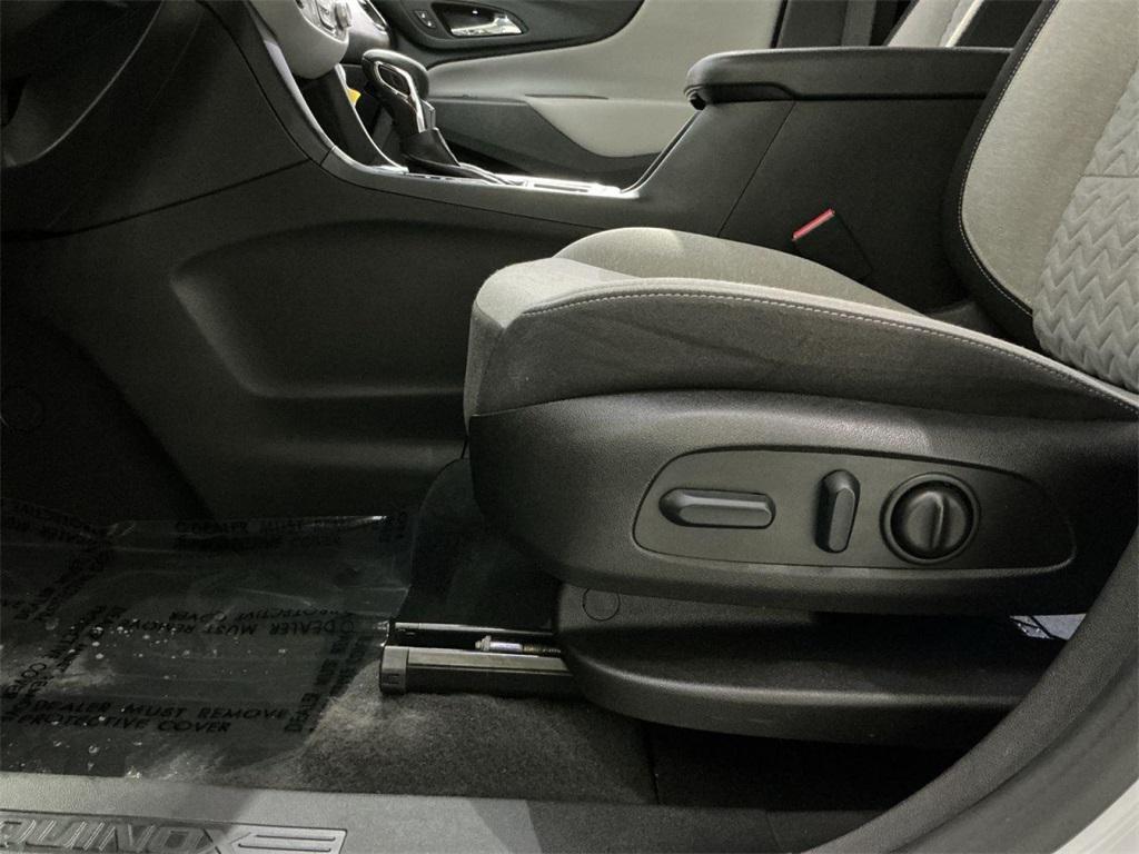 used 2022 Chevrolet Equinox car, priced at $20,000