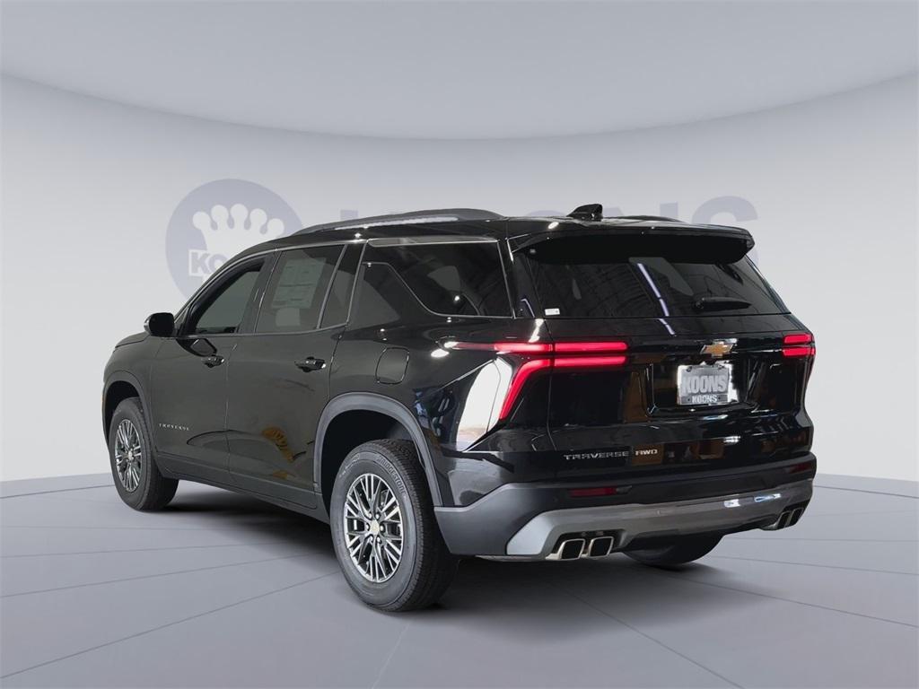 new 2026 Chevrolet Traverse car, priced at $42,120