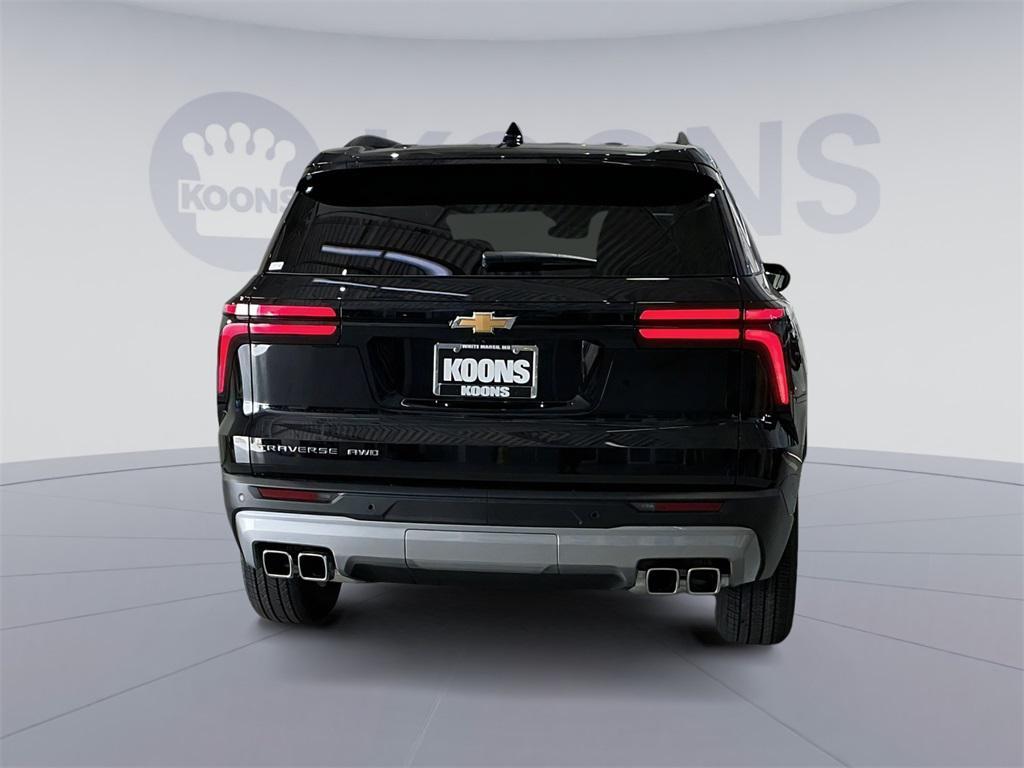 new 2026 Chevrolet Traverse car, priced at $42,120