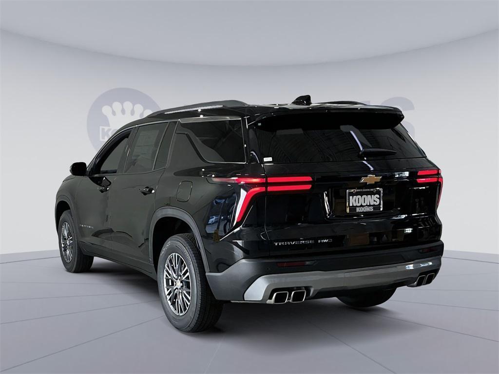new 2026 Chevrolet Traverse car, priced at $42,120