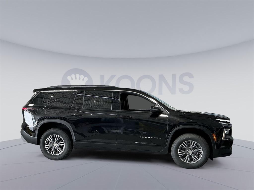 new 2026 Chevrolet Traverse car, priced at $42,120