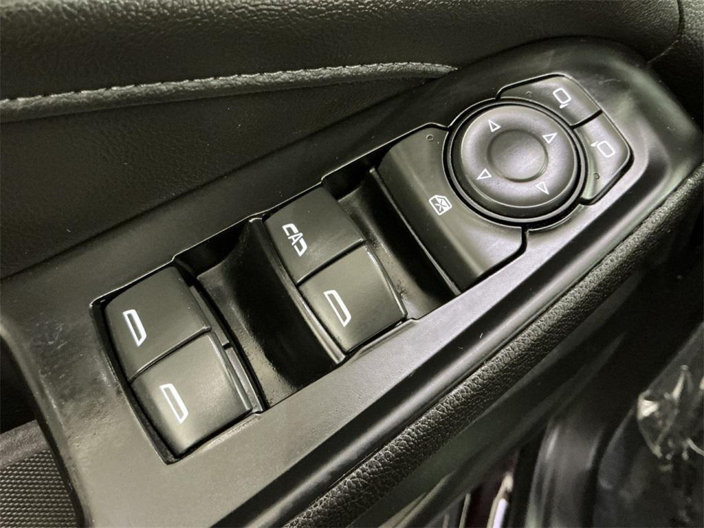 used 2023 Chevrolet Traverse car, priced at $31,000