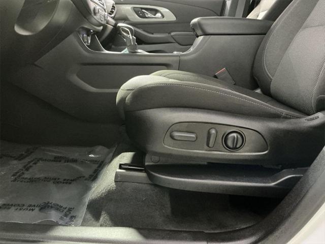 used 2022 Chevrolet Traverse car, priced at $31,500