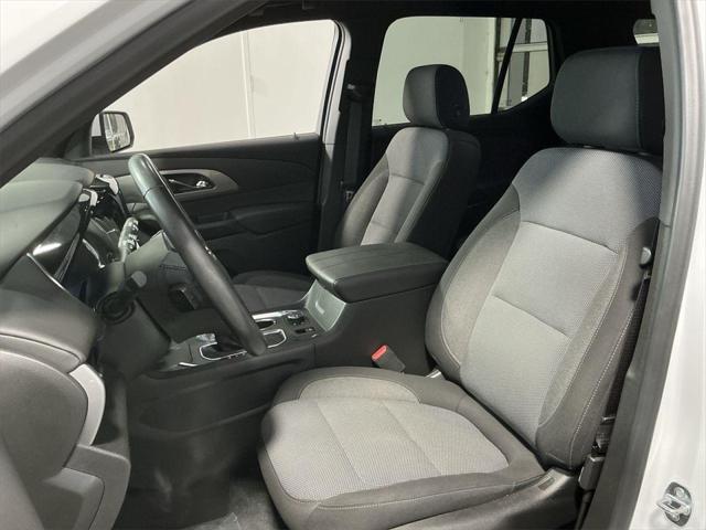used 2022 Chevrolet Traverse car, priced at $31,500