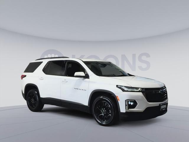 used 2022 Chevrolet Traverse car, priced at $31,500