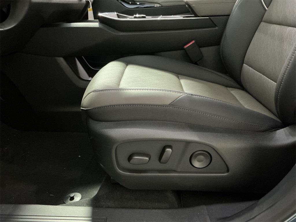new 2026 Chevrolet Equinox car, priced at $32,190
